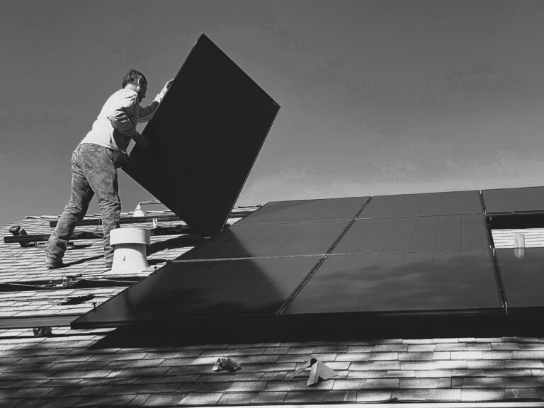 zonnepanelen plaatsen - Yannick Opsteyn Technieken